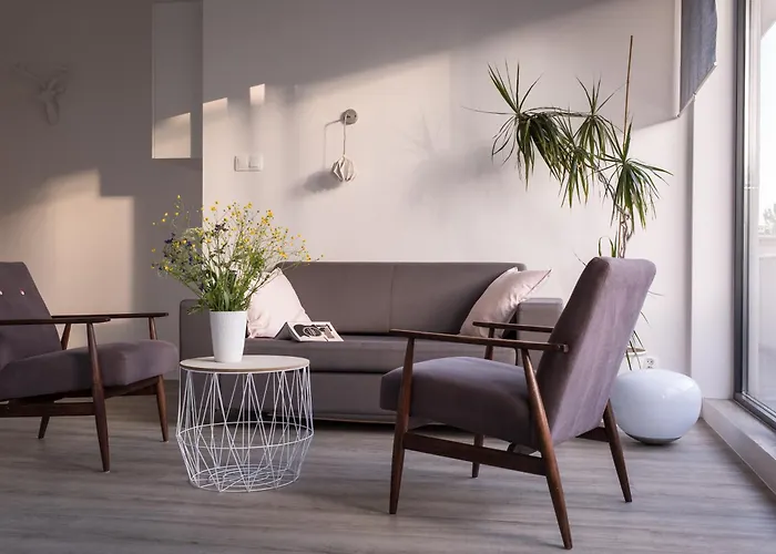 Sunny Mokotow - Apartment Near The Metro